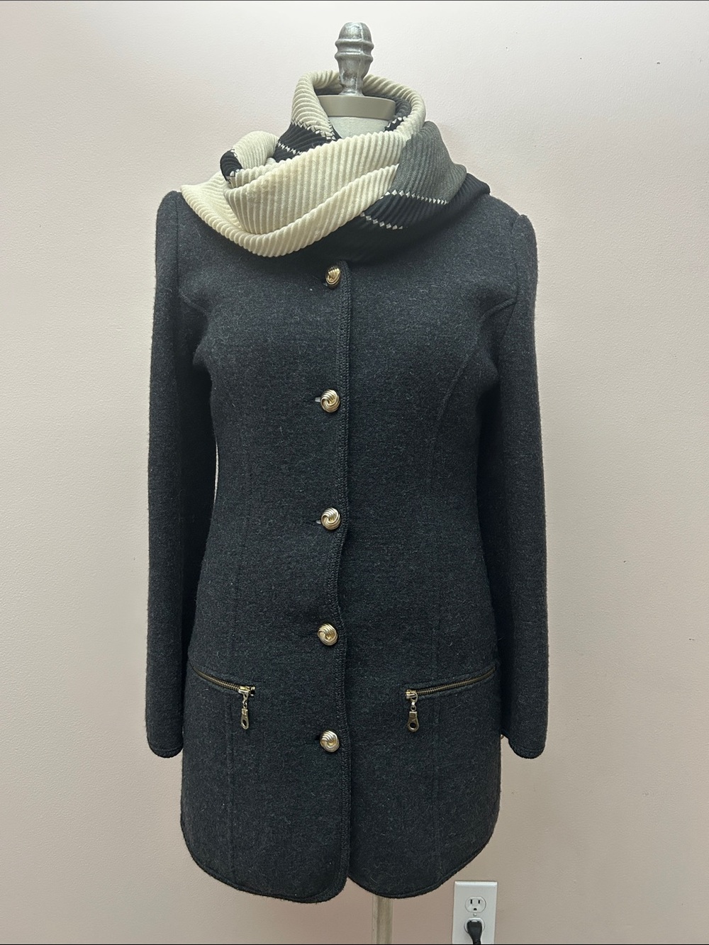 VTG Dark Gray Women's Fitted Wool 90s gold button Coat Victor Fink 34